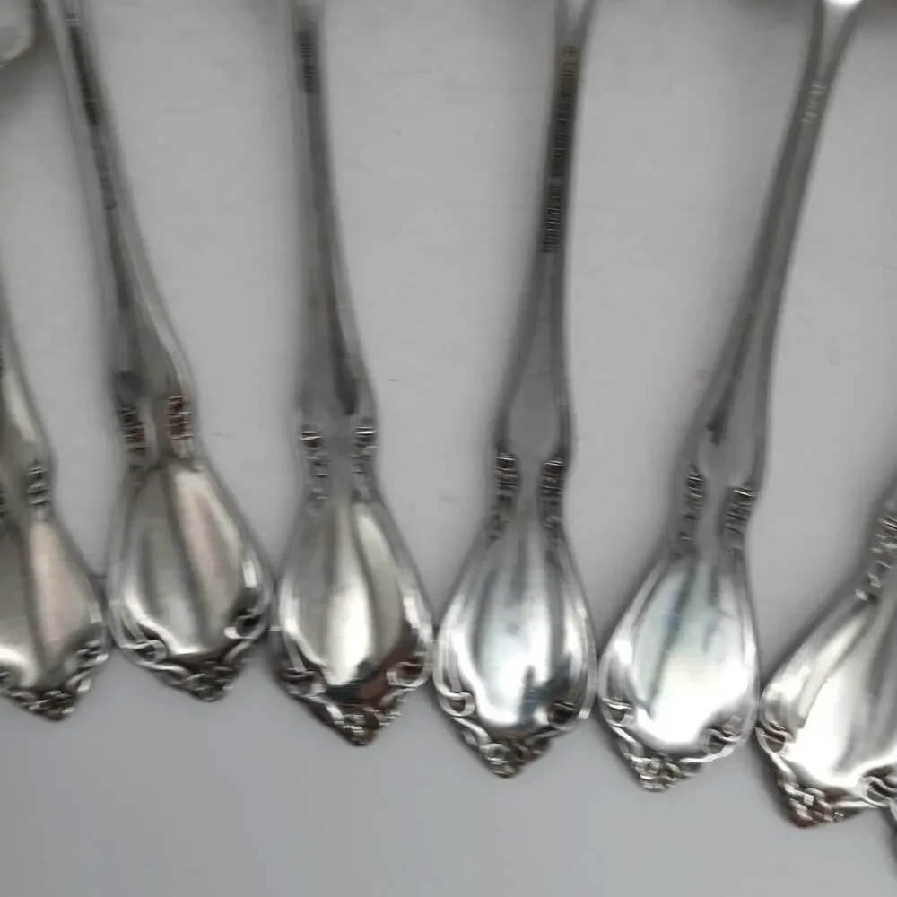 10 Serving CHATEAU by ONEIDACRAFT DELUXE Stainless Spoons Pie Ladle Slotted